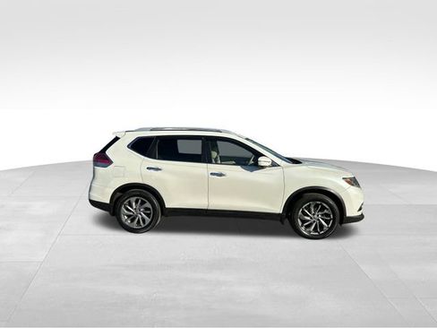 Used 2015 Nissan Rogue SL w/ SL Premium Package image 6