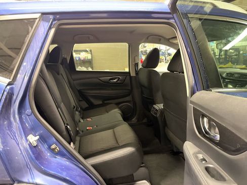 Used 2017 Nissan Rogue S w/ S Appearance Package image 25