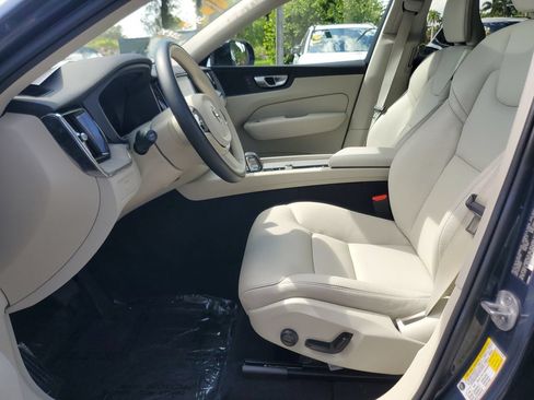 Certified 2024 Volvo XC60 B5 Plus AWD/4WD image 16
