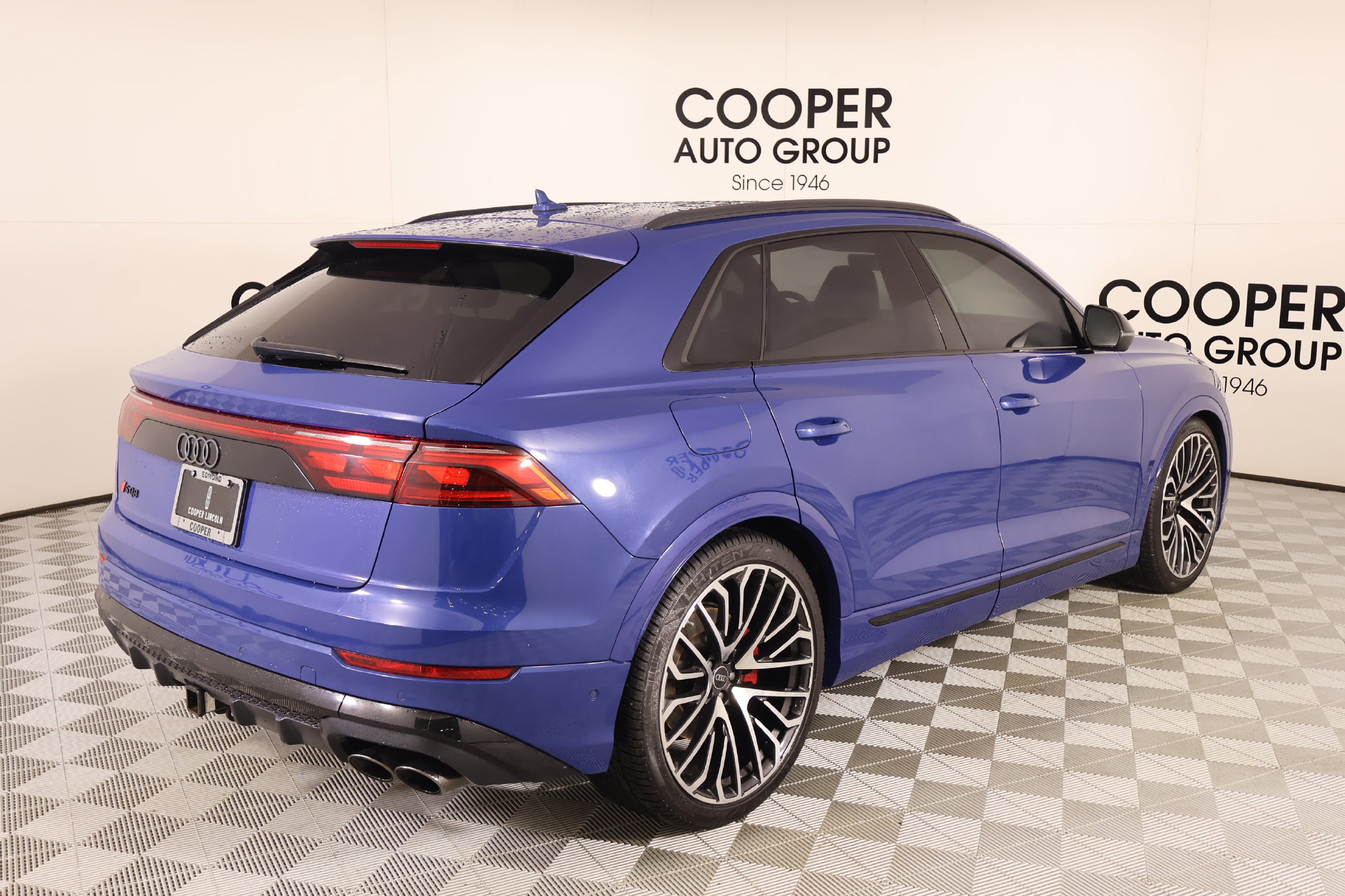Used 2024 Audi SQ8 Prestige w/ Prestige Package AWD/4WD image 22