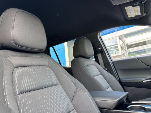 Used 2026 Chevrolet Equinox LT w/ Safety and Technology Package image 20