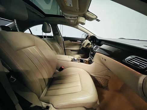 Used 2012 Mercedes-Benz CLS 550 image 14