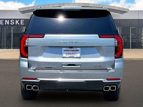 New 2026 GMC Yukon XL Denali w/ Sun & Power Step Package AWD/4WD image 4