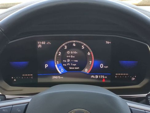 Used 2022 Volkswagen Jetta SE FWD image 29