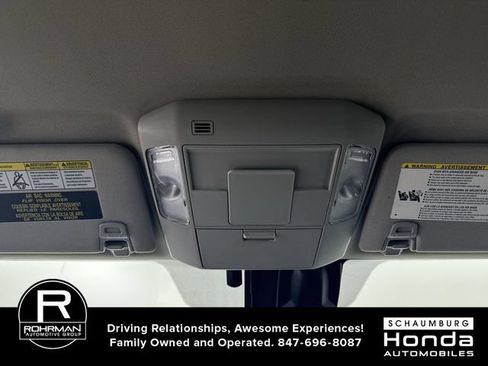 Used 2019 Toyota Tundra SR5 w/ SR5 Upgrade Package AWD/4WD image 11