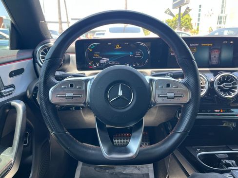Used 2023 Mercedes-Benz CLA 250 image 21