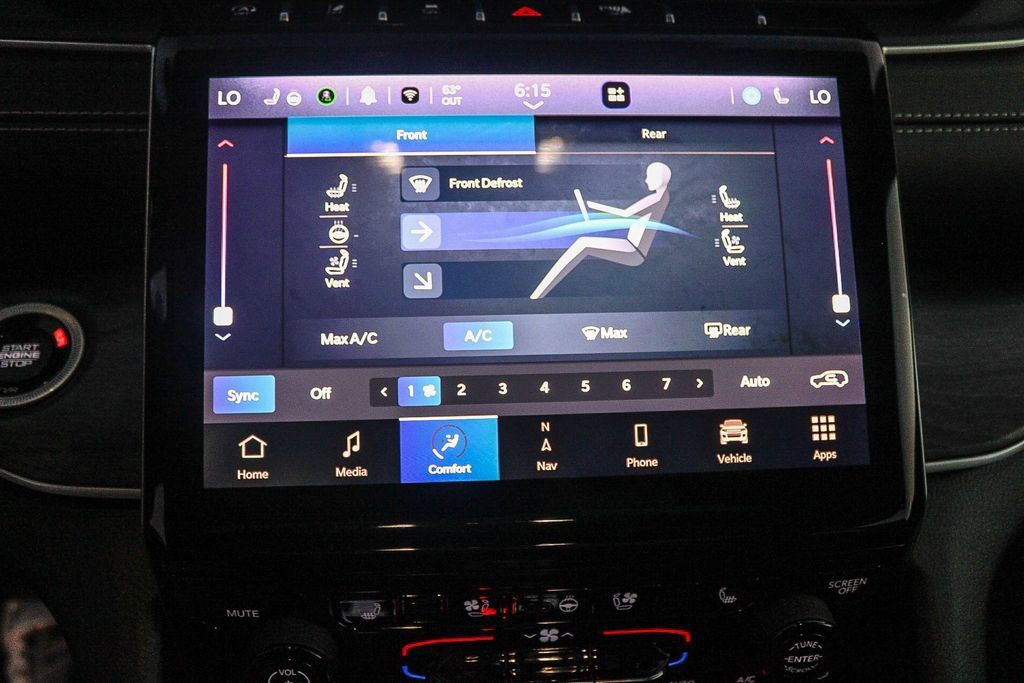 Used 2024 Jeep Grand Cherokee L Limited w/ Luxury Tech Group II AWD/4WD image 23