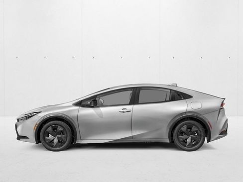 New 2026 Toyota Prius LE FWD image 3