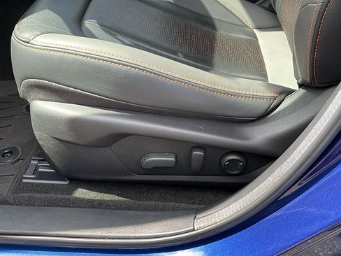 Used 2024 Subaru Crosstrek 2.5i Limited AWD/4WD image 9