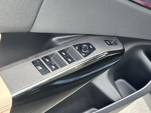 Used 2026 BMW X3 xDrive30 w/ Convenience Package image 14