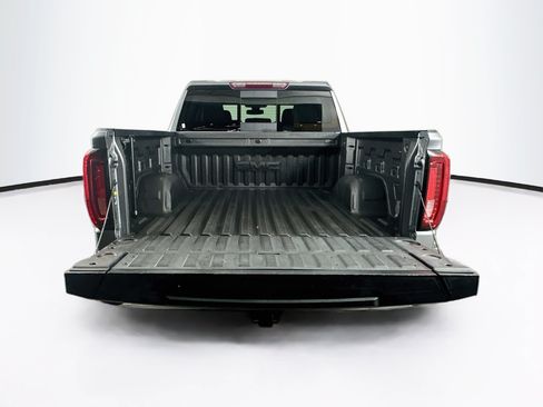 Used 2021 GMC Sierra 1500 SLT w/ SLT Premium Plus Package AWD/4WD image 29