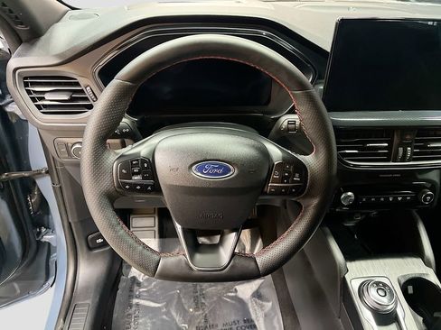 Used 2025 Ford Escape ST-Line Elite w/ Premium Technology Package AWD/4WD image 11
