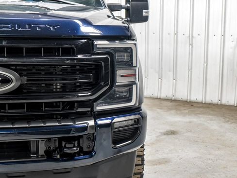 Used 2022 Ford F250 Lariat w/ Black Appearance Package AWD/4WD image 49