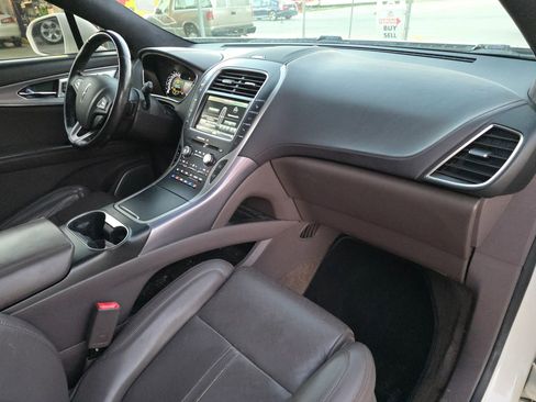 Used 2016 Lincoln MKX Black Label w/ Technology Package image 19