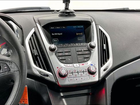 Used 2014 GMC Terrain SLE image 8