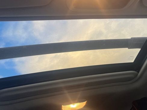 Used 2016 Subaru Crosstrek 2.0i Premium w/ Moonroof Package image 16