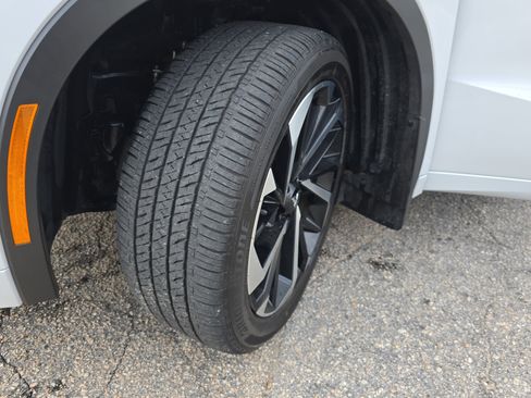 Used 2024 Mitsubishi Outlander SEL image 35