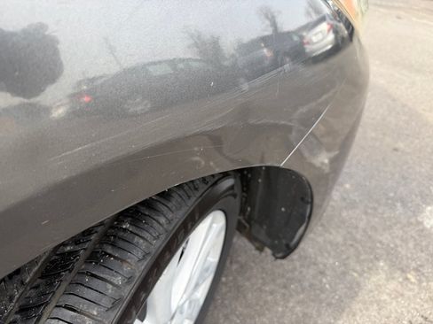 Used 2013 MAZDA MAZDA3 i Touring FWD image 25