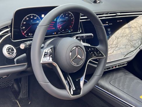 New 2026 Mercedes-Benz E 450 4MATIC Sedan image 14