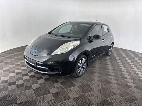 Used 2016 Nissan Leaf SV image 4
