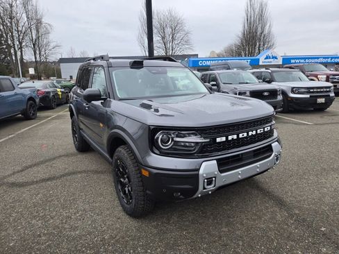 New 2026 Ford Bronco Sport Badlands w/ Sasquatch Badlands Package AWD/4WD image 3