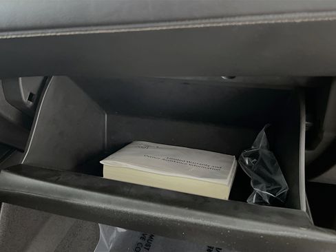 Used 2021 Chevrolet Tahoe High Country w/ Premium Package image 36