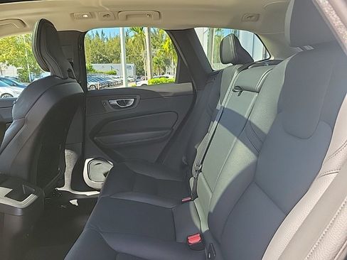 Used 2023 Volvo XC60 B5 Plus w/ Protection Package Premier image 7