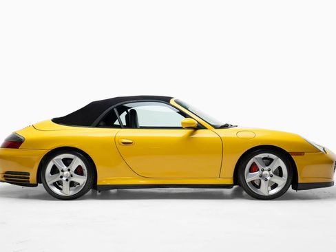 Used 2004 Porsche 911 Carrera 4S AWD/4WD image 8