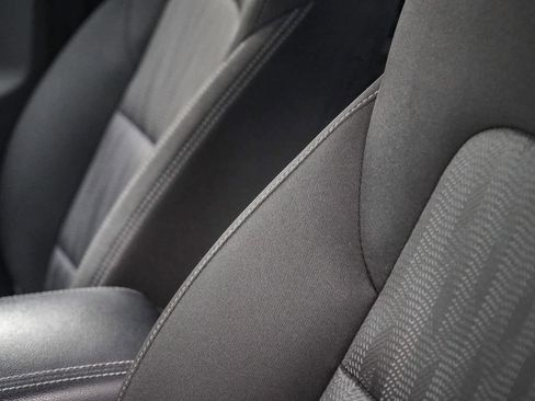 Used 2022 Kia Sportage LX image 19