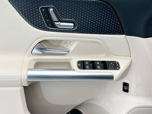 Certified 2026 Mercedes-Benz GLA 250 image 21