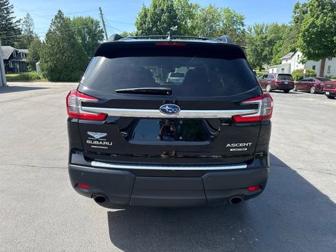 Used 2023 Subaru Ascent Limited w/ Technology Package AWD/4WD image 4
