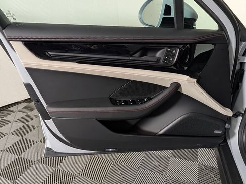 New 2026 Porsche Panamera 4 AWD/4WD image 25