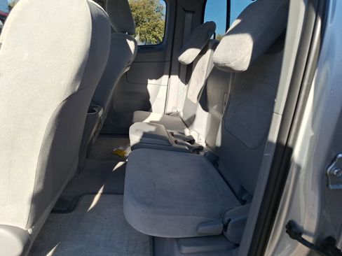 Used 2011 Toyota Tacoma 4x4 Access Cab V6 image 30