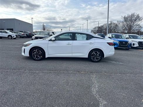 New 2025 Nissan Sentra SV w/ All-Weather Package image 7