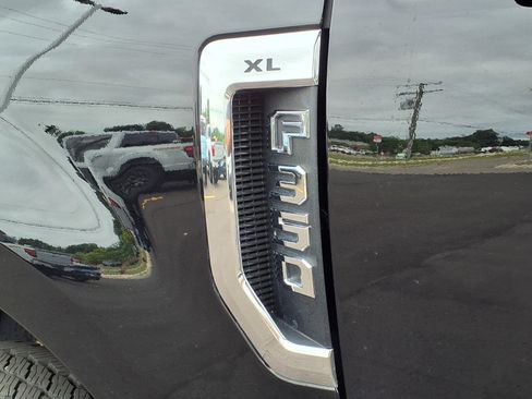 Used 2020 Ford F350 XL w/ Power Equipment Group AWD/4WD image 10