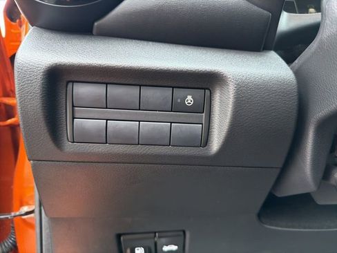 Used 2023 Nissan Kicks SR w/ SR Premium Package image 18