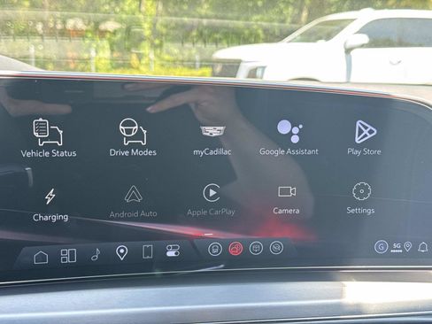New 2026 Cadillac Lyriq V w/ LPO, Floor Liner Package AWD/4WD image 26