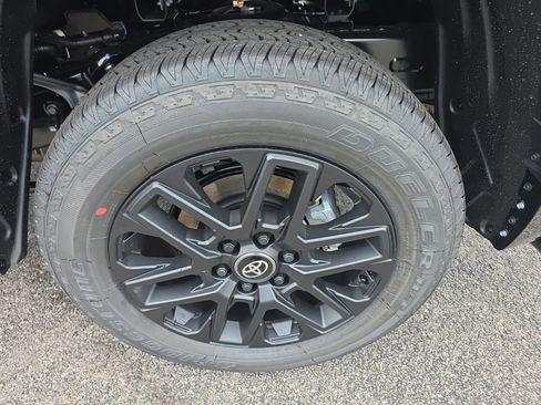 New 2026 Toyota Tundra Limited AWD/4WD image 7