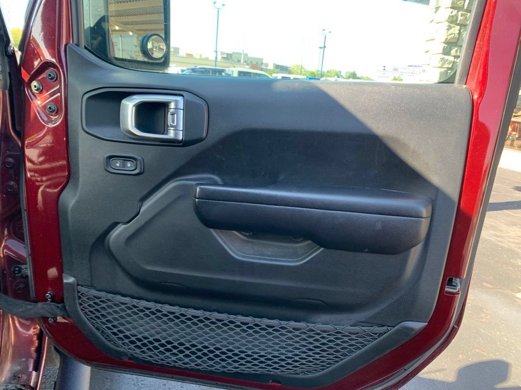 Used 2021 Jeep Gladiator Sport AWD/4WD image 33