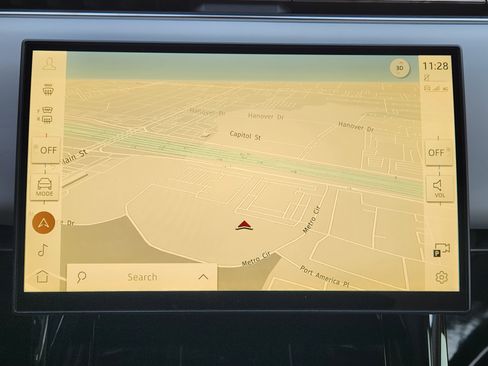 Certified 2025 Land Rover Range Rover Sport Autobiography image 17