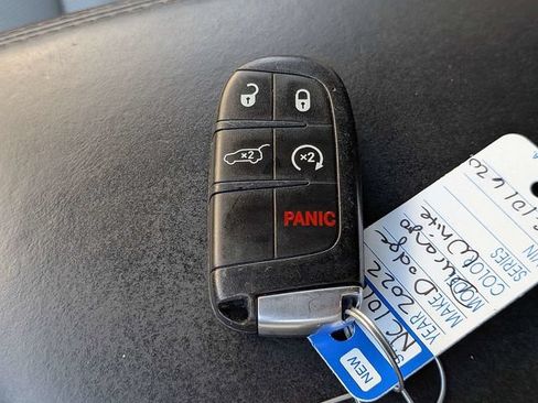 Used 2022 Dodge Durango R/T RWD image 34