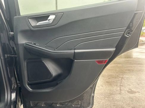 Used 2025 Ford Escape ST-Line AWD/4WD image 24