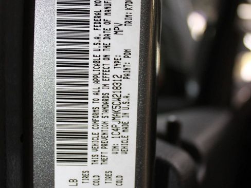 Used 2012 Jeep Liberty Sport image 30