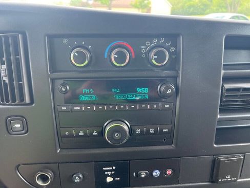 Used 2015 Chevrolet Express 3500 LT w/ LT Preferred Equipment Group image 20