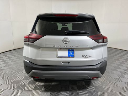 Used 2023 Nissan Rogue SV image 8