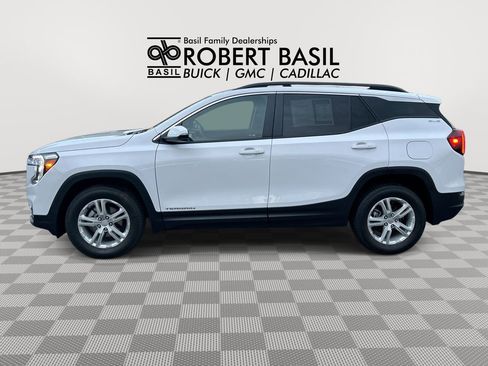 Used 2024 GMC Terrain SLE w/ Driver Convenience Package AWD/4WD image 5