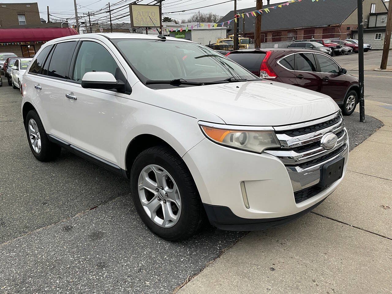 Used 2011 Ford Edge SEL w/ 202A Rapid Spec Order Code FWD image 2