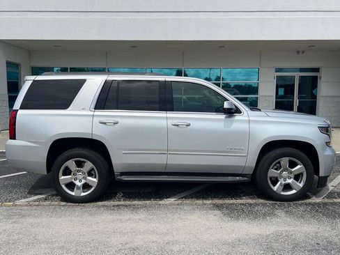 Used 2016 Chevrolet Tahoe LT RWD image 3