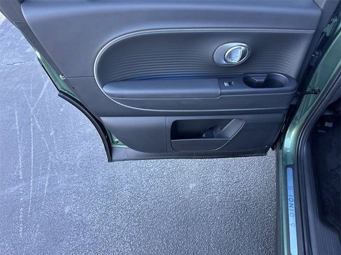 Used 2026 Hyundai Ioniq 9 SEL image 21