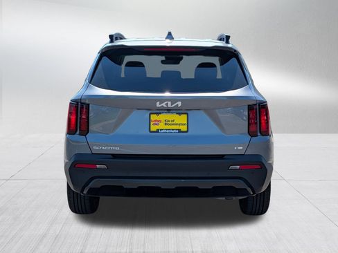 Certified 2023 Kia Sorento S AWD/4WD image 6
